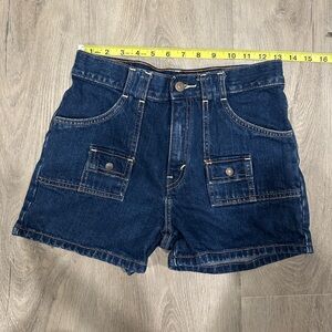 LEVI’S Dark Denim High-Waisted Shorts with Funky Pockets